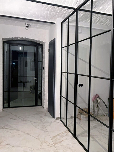 interierove dvere ocel sklenene steny